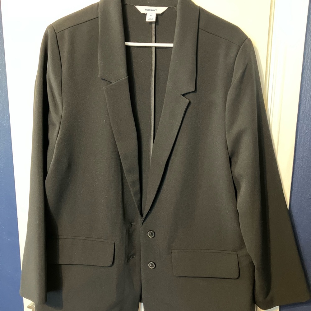 Old Navy Women’s Black Blazer NWOT never worn
